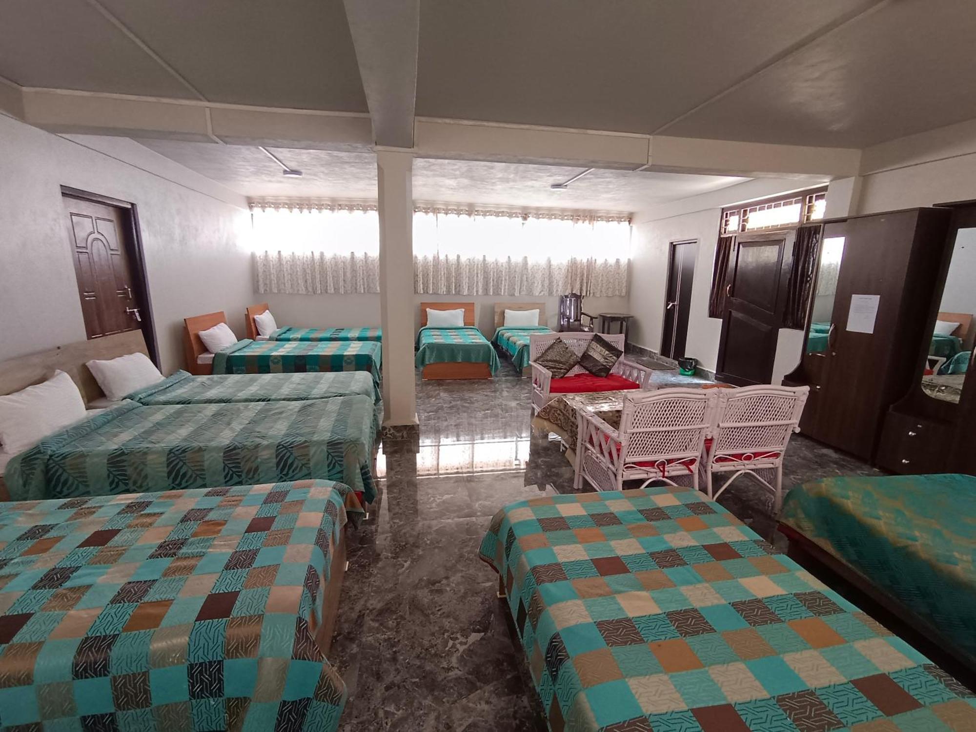 Serene Resort Cserrapundzsi Kültér fotó